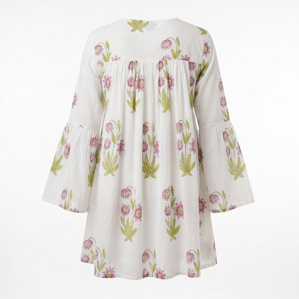 Sukienka z Kwiatowym Wzorem – Biała – Lekka Tkanina – Damska